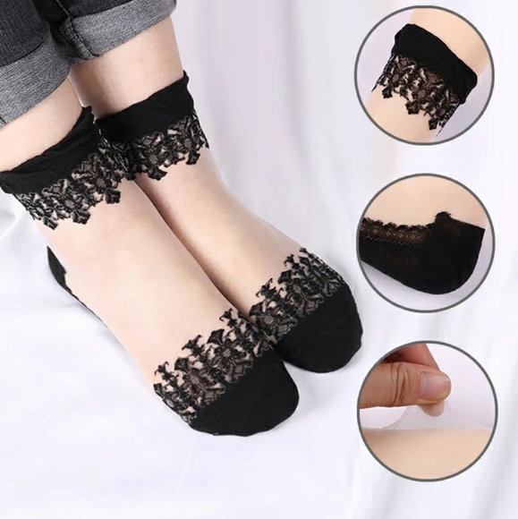 🎃🕸️ Wednesday Adams Style Sheer Embroidered Lace Socks - Picture 4 of 8